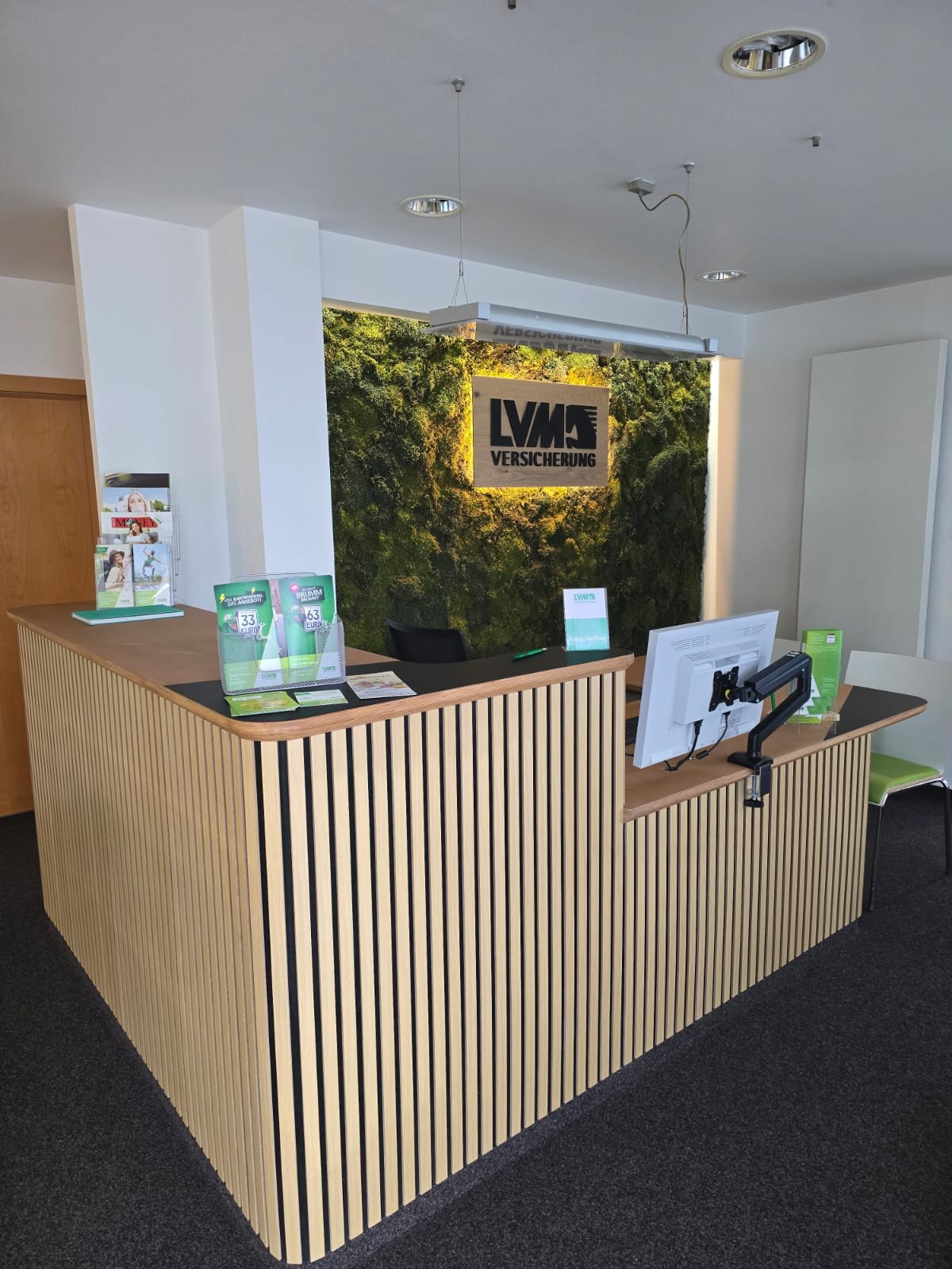 Renovierter Empfang des LVM-Büros
